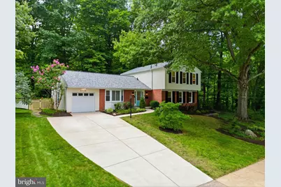 4908 Woodland Way, Annandale, VA 22003 - Photo 3