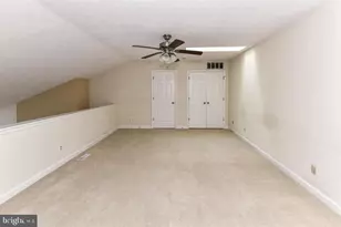 12010 Ridge Knoll Dr, Fairfax, VA 22033 - Photo 17
