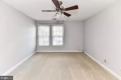 12010 Ridge Knoll Drive #604-B, Fairfax, VA 22033 - Photo 15