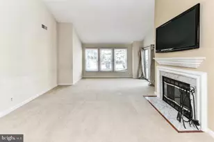 12010 Ridge Knoll Dr, Fairfax, VA 22033 - Photo 5
