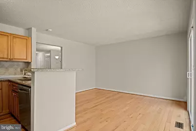 1602 Oak Spring Way, Reston, VA 20190 - Photo 9