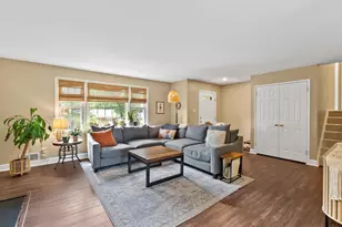 5208 Lindsay St, Fairfax, VA 22032 - Photo 5