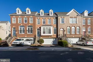 12162 Caldicot Ln, Fairfax, VA 22030 - Photo 1
