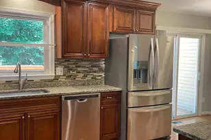6223 Rathlin Dr, Springfield, VA 22152 - Photo 9