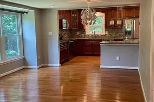 6223 Rathlin Dr, Springfield, VA 22152 - Photo 3