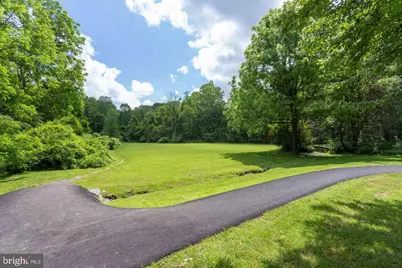 1715 Fox Run Court, Vienna, VA 22182 - Photo 15