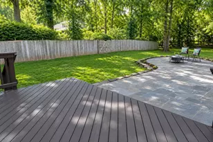 1715 Fox Run Ct, Vienna, VA 22182 - Photo 3