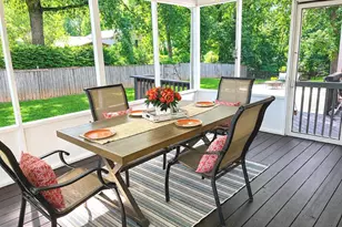 1715 Fox Run Ct, Vienna, VA 22182 - Photo 19