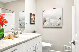 1715 Fox Run Ct, Vienna, VA 22182 - Photo 27