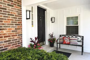 1715 Fox Run Ct, Vienna, VA 22182 - Photo 3