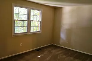 5243 Kaywood Ct, Fairfax, VA 22032 - Photo 11