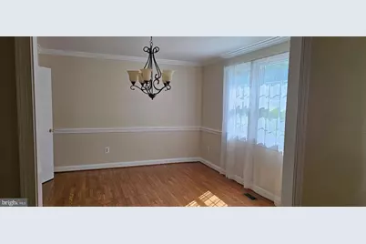 5243 Kaywood Court, Fairfax, VA 22032 - Photo 3