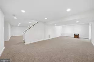 13614 Weinstein Ct, Centreville, VA 20120 - Photo 51