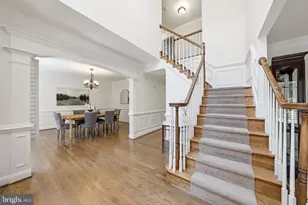 13614 Weinstein Ct, Centreville, VA 20120 - Photo 7
