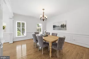 13614 Weinstein Ct, Centreville, VA 20120 - Photo 9