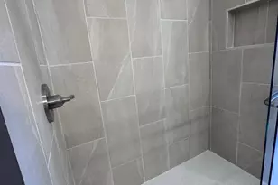 8112 Madrillon Ct, Vienna, VA 22182 - Photo 9