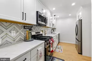 11841 Shire Ct, Reston, VA 20191 - Photo 13