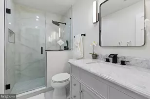 11841 Shire Ct, Reston, VA 20191 - Photo 17