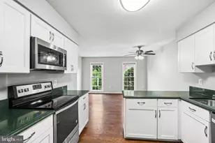 4620 Luxberry Dr, Fairfax, VA 22032 - Photo 11