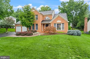 15253 Surrey House Way, Centreville, VA 20120 - Photo 7