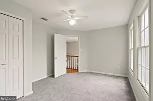 15253 Surrey House Way, Centreville, VA 20120 - Photo 37