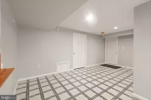 15253 Surrey House Way, Centreville, VA 20120 - Photo 45