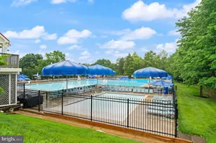 15253 Surrey House Way, Centreville, VA 20120 - Photo 55