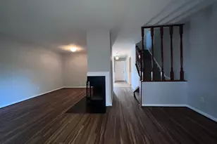 13710 Autumn Vale Ct, Chantilly, VA 20151 - Photo 11