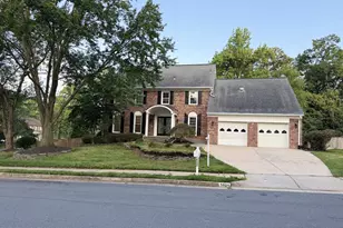 5904 Benfield Dr, Alexandria, VA 22310 - Photo 3