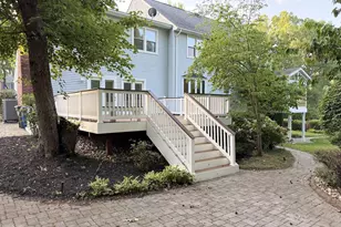 5904 Benfield Dr, Alexandria, VA 22310 - Photo 11