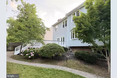 5904 Benfield Drive, Alexandria, VA 22310 - Photo 9