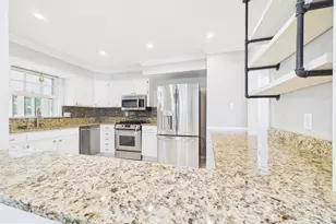 9201 Cherrytree Dr, Alexandria, VA 22309 - Photo 9
