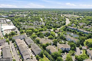 6011 Rosebud Ln, Centreville, VA 20121 - Photo 33