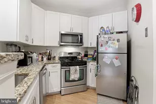 6011 Rosebud Ln, Centreville, VA 20121 - Photo 11