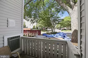 6011 Rosebud Ln, Centreville, VA 20121 - Photo 17