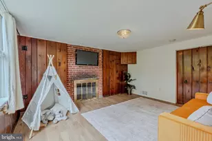 7819 Sycamore Dr, Falls Church, VA 22042 - Photo 21