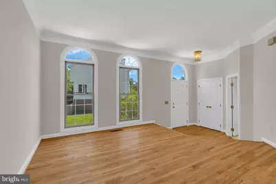 9902 Michael Schar Court, Vienna, VA 22181 - Photo 5