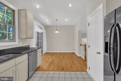 9902 Michael Schar Court, Vienna, VA 22181 - Photo 15