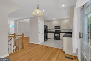 9902 Michael Schar Ct, Vienna, VA 22181 - Photo 13