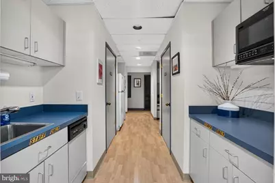 106 Elden Street #17, Herndon, VA 20170 - Photo 27
