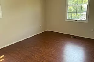 13767 Cabells Mill Dr, Centreville, VA 20120 - Photo 9