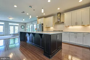 2358 Chadlington Rd, Falls Church, VA 22043 - Photo 23