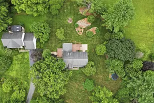 1032 Riva Ridge Dr, Great Falls, VA 22066 - Photo 3