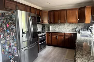 1719 Melbourne Dr, McLean, VA 22101 - Photo 9