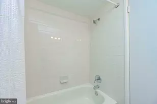 8000 Le Havre Pl, Falls Church, VA 22042 - Photo 7