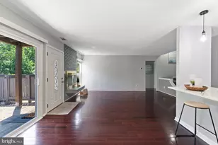 8042 Pantano Pl, Alexandria, VA 22309 - Photo 17