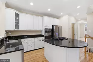 4530 Fair Valley Dr, Fairfax, VA 22033 - Photo 13