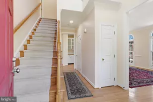 4530 Fair Valley Dr, Fairfax, VA 22033 - Photo 5