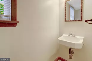 7623 Mendota Pl, Springfield, VA 22150 - Photo 39