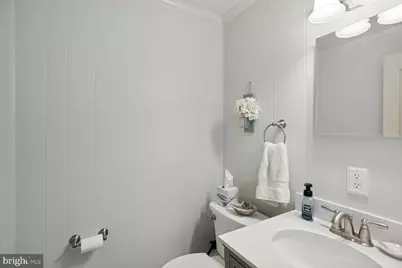 2300 Cheshire Lane, Alexandria, VA 22307 - Photo 25